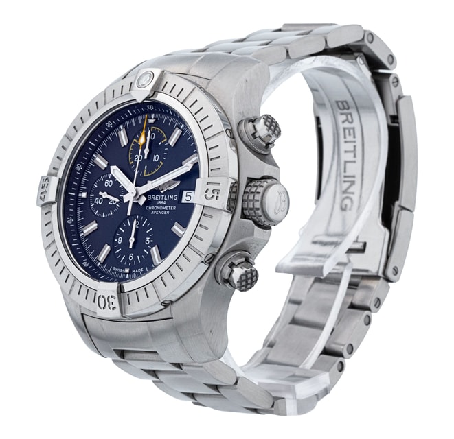 Breitling Super Avenger II A13371 Image 2